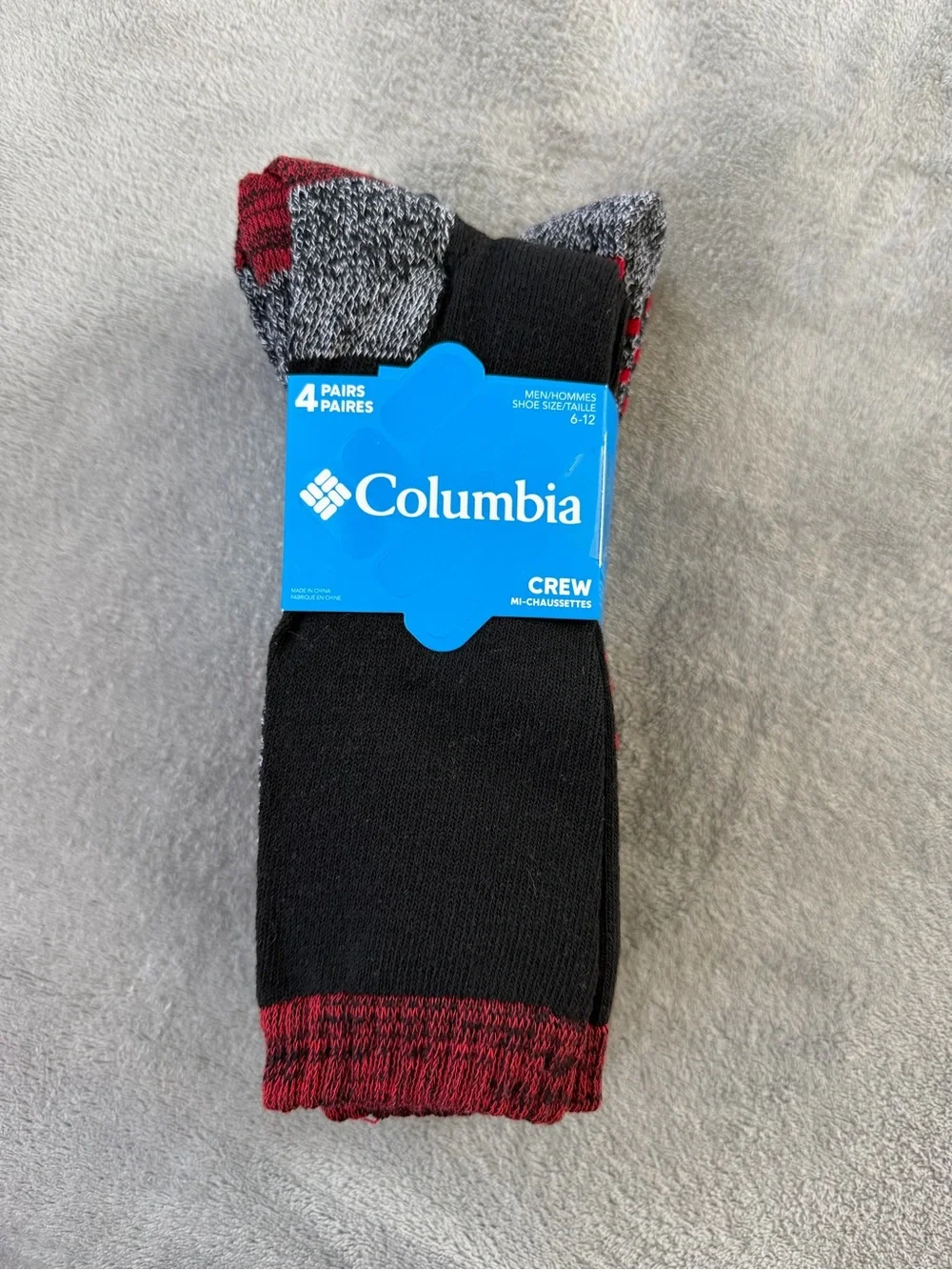 (4 Pairs) Columbia Men’s Red and Black Crew Socks